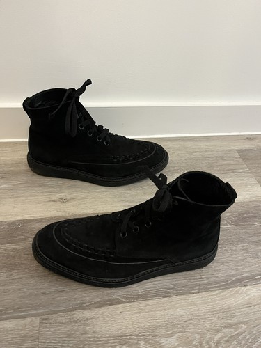 Men all saints - moth, black