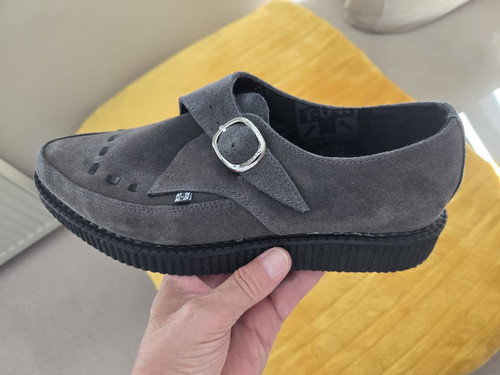 Charcoal suede pointed - t.u.k.,