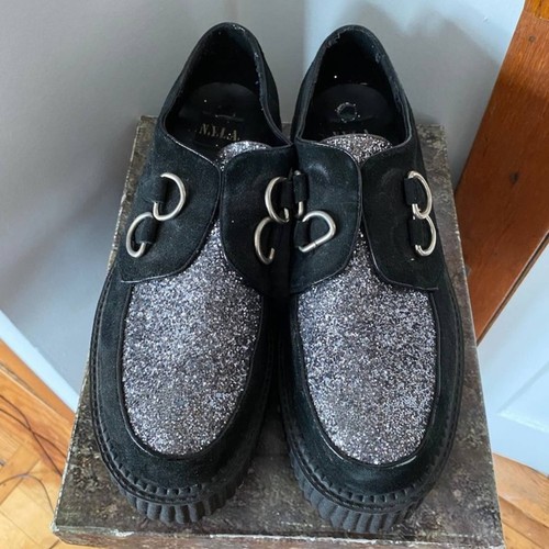 Black and silver - n.y.l.a.,